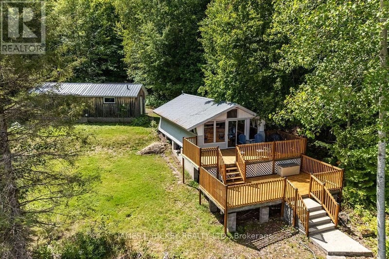 221 Duck Point Trail, Laurentian Hills, Ontario, K0J1P0, Laurentian Hills, Ontario — photo 1 of 5