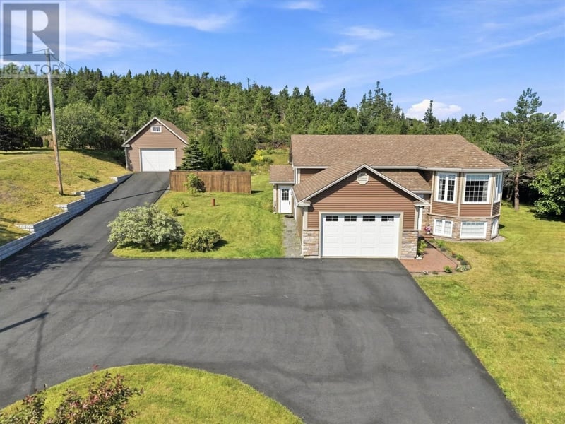 216 Topsail Pond Road, Paradise, Newfoundland & Labrador, A1L2G5, Paradise, Newfoundland & Labrador — photo 1 of 5