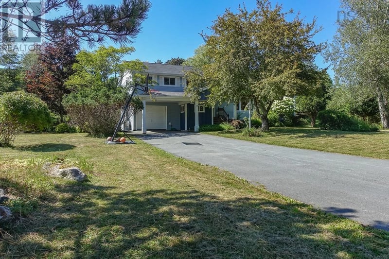 18 Holmes Hill Road, Hantsport, Nova Scotia, B0P1P0, Hantsport, Nova Scotia — photo 1 of 5