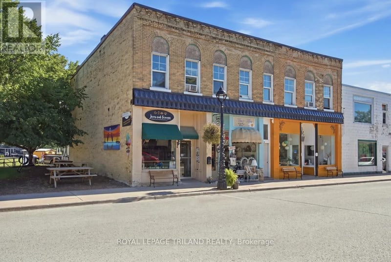 51 King Street West, Lambton Shores (Forest), Ontario, N0N1J0, Lambton Shores (Forest), Ontario — photo 1 of 5