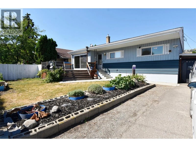 4209 27th Avenue, Vernon, British Columbia, V1T1T3, Vernon, British Columbia — photo 1 of 5