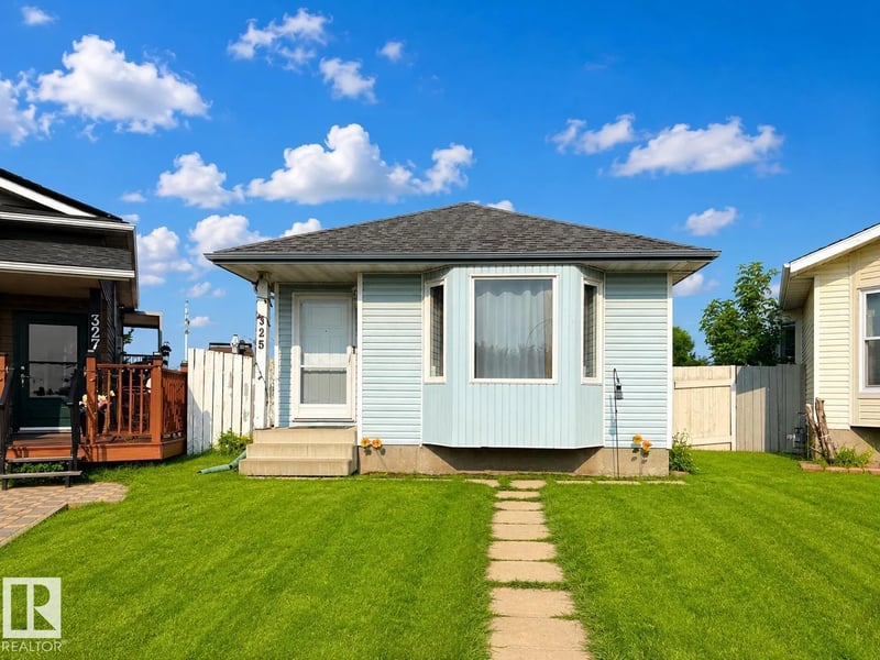 325 KLINE CR NW, Edmonton, Alberta, T6L6K8, Edmonton, Alberta — photo 1 of 5