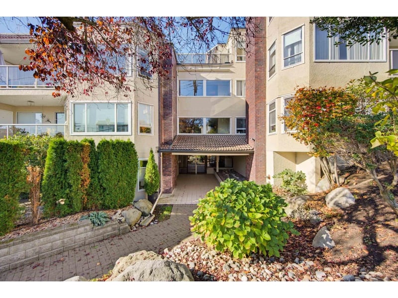 407, 1225 MERKLIN Street, White Rock, British Columbia, V4B4B8, White Rock, British Columbia — photo 1 of 5