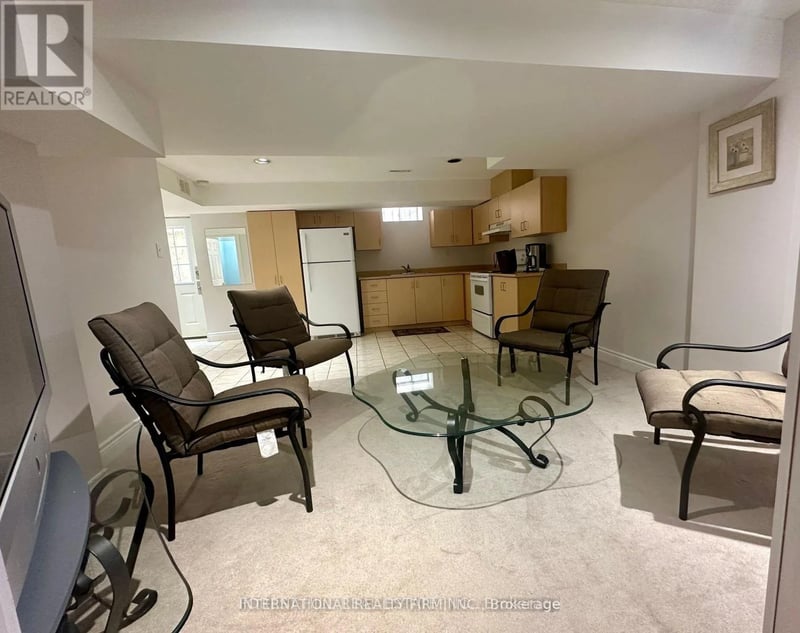 #Basement 156 Jefferson Forest Drive, Richmond Hill (Jefferson), Ontario, L4E4K6, Richmond Hill (Jefferson), Ontario — photo 1 of 5