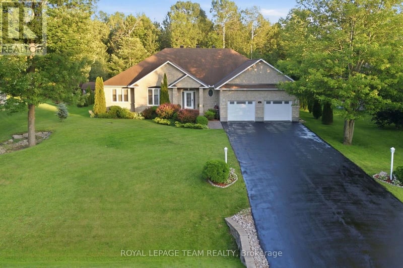 6810 Pebble Trail Way, Ottawa, Ontario, K4P0B7, Ottawa, Ontario — photo 1 of 5