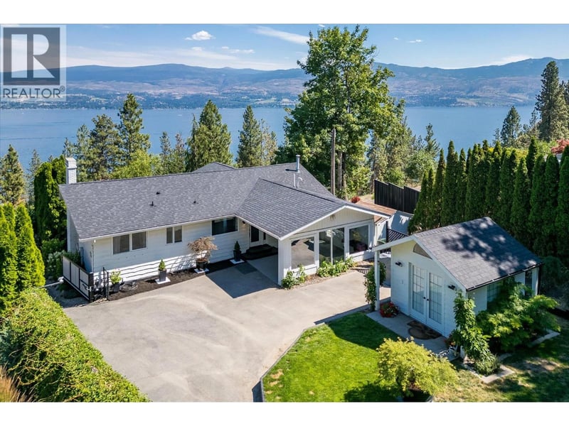 3050 Collens Hill Road, West Kelowna, British Columbia, V1Z1P5, West Kelowna, British Columbia — photo 1 of 5