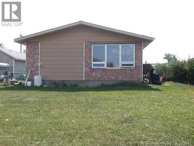 9835 96 Avenue, Grande Prairie, Alberta, T8V0L8, Grande Prairie, Alberta — photo 1 of 5