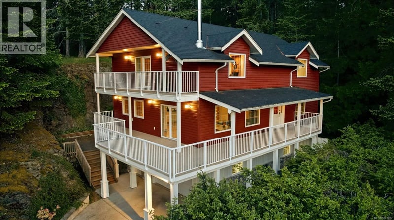 1973 Harlequin Crescent, Nanoose Bay, British Columbia, V9P9J2, Nanoose Bay, British Columbia — photo 1 of 5