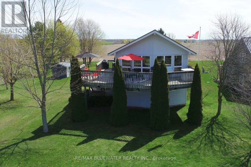 74156 Bluehaven Beach Drive, Bluewater (Stanley), Ontario, N0M2T0, Bluewater (Stanley), Ontario — photo 1 of 5