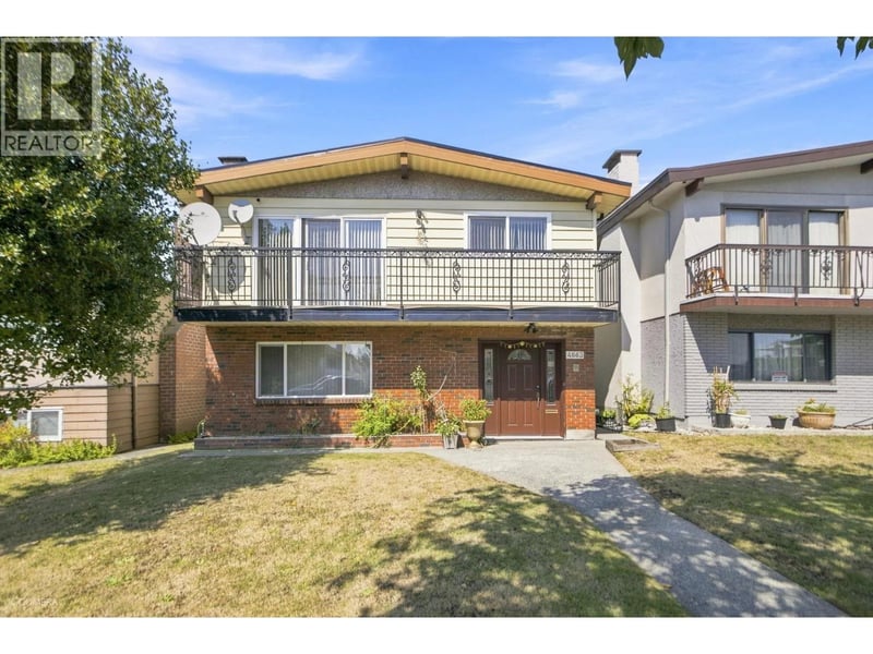 4663 UNION Street, Burnaby, British Columbia, V5C2Y2, Burnaby, British Columbia — photo 1 of 5