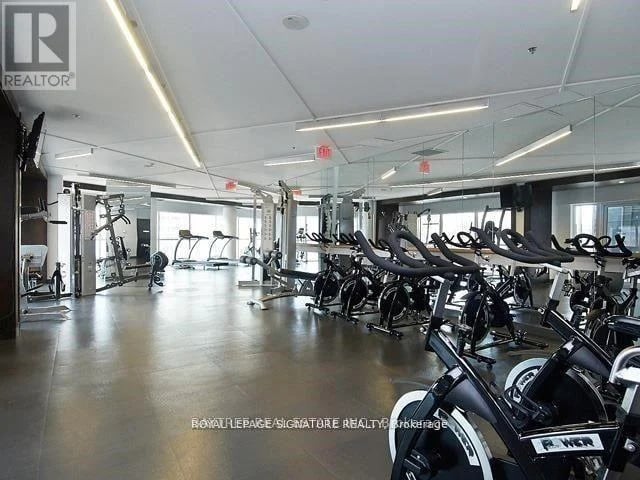 #4008 2221 Yonge Street, Toronto (Mount Pleasant West), Ontario, M4S0B8, Toronto (Mount Pleasant West), Ontario — photo 1 of 5