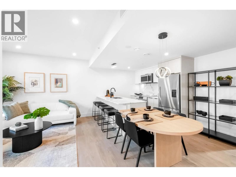 2069 1ST Avenue, Vancouver, British Columbia, V5N1B6, Vancouver, British Columbia — photo 1 of 5