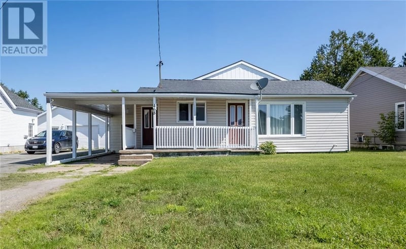468 Adelaide Street, Espanola, Ontario, P5E1K6, Espanola, Ontario — photo 1 of 5