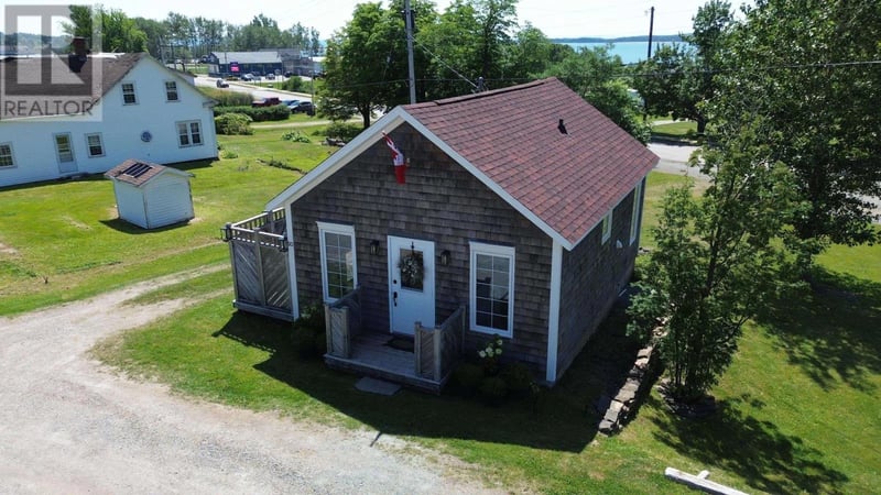 20 High Road, Port Hood, Nova Scotia, B0E2W0, Port Hood, Nova Scotia — photo 1 of 5