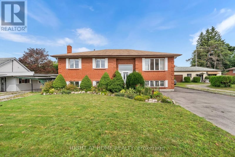 592 Taunton Road West, Oshawa (Northwood), Ontario, L1H7K4, Oshawa (Northwood), Ontario — photo 1 of 5