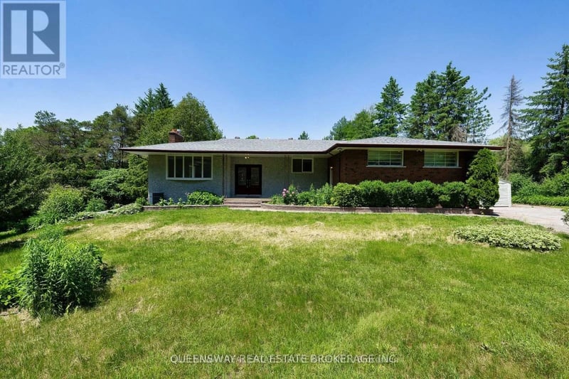 1268 15th Sideroad, King, Ontario, L7B1K5, King, Ontario — photo 1 of 5