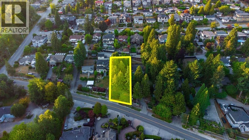 4479 MARINE Drive, Burnaby, British Columbia, V5J3G1, Burnaby, British Columbia — photo 1 of 5