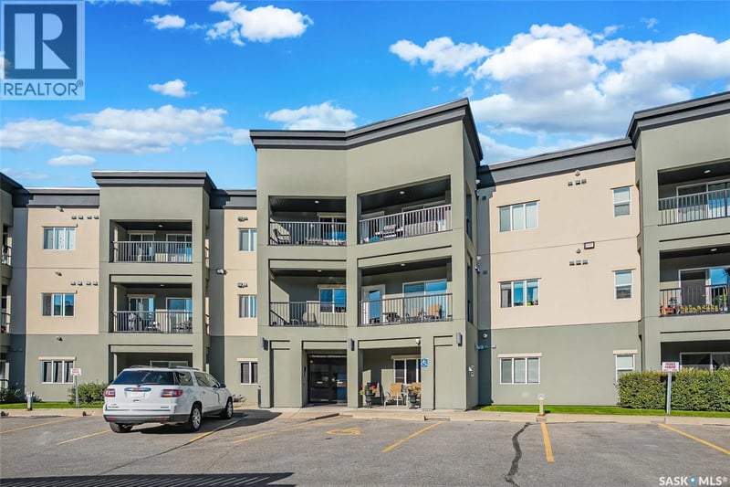 # 309 110 Hampton CIRCLE, Saskatoon, Saskatchewan, S7R0C5, Saskatoon, Saskatchewan — photo 1 of 5