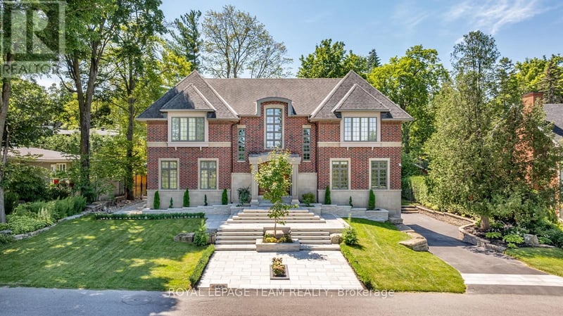 250 Sandridge Road, Ottawa, Ontario, K1L5A2, Ottawa, Ontario — photo 1 of 5