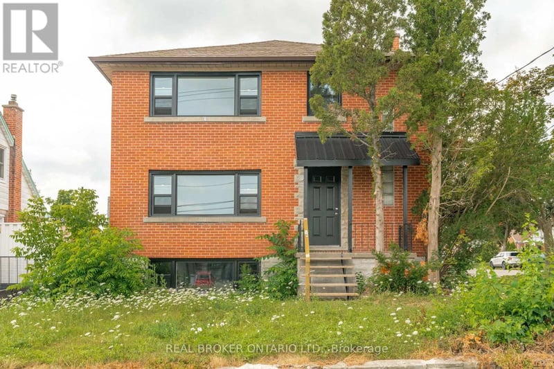 #C 293 Highland Road East, Kitchener, Ontario, N2M3W6, Kitchener, Ontario — photo 1 of 5
