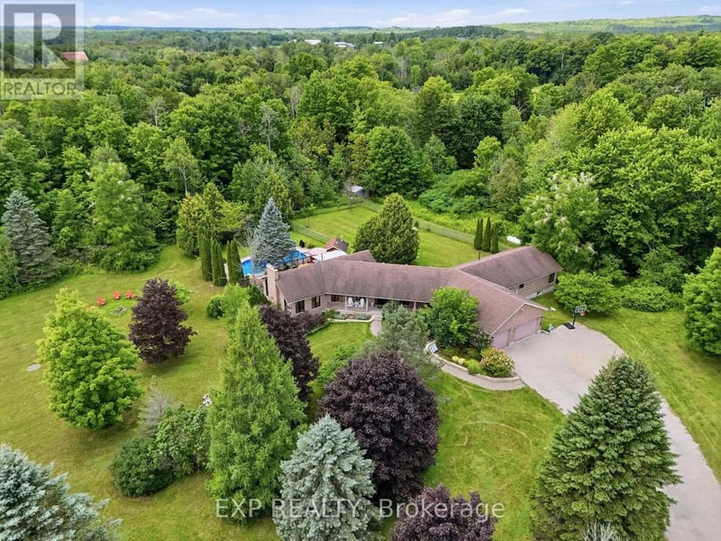 4178 Darkwood Road, Puslinch, Ontario, L0P1J0, Puslinch, Ontario — photo 1 of 5