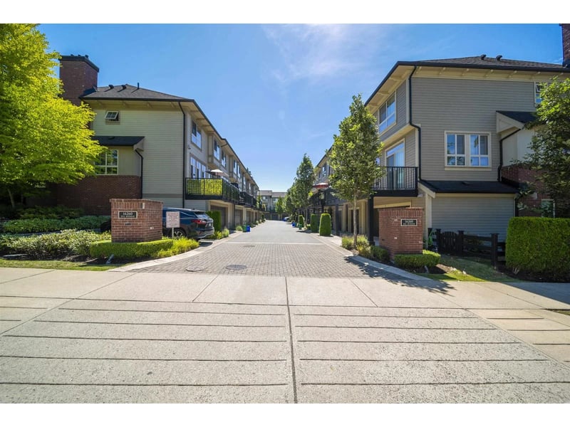 #10 16260 23A Avenue, Surrey, British Columbia, V3Z0P7, Surrey, British Columbia — photo 1 of 5