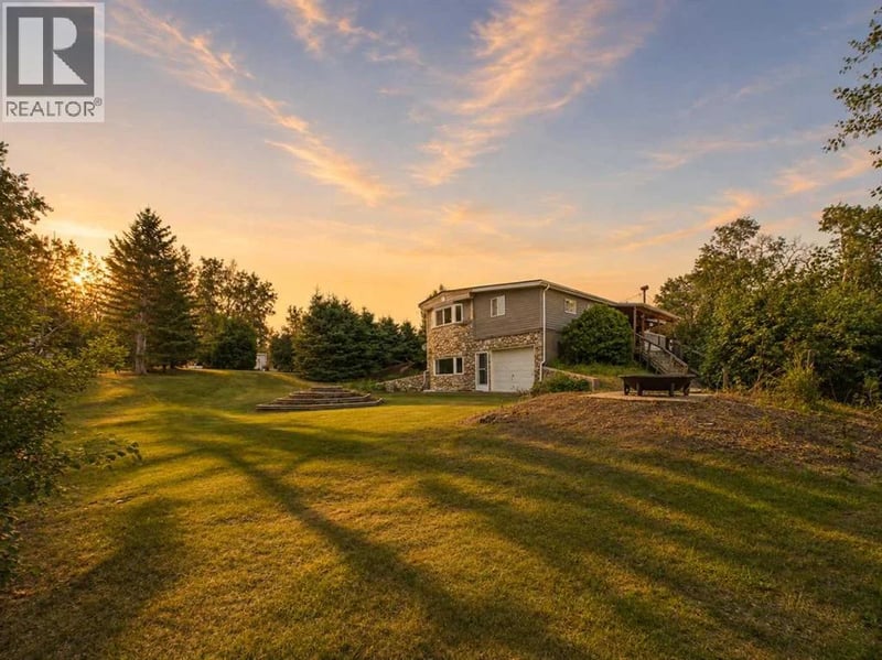 430021 Range Road 243, Rural Ponoka County, Alberta, T0C1N0, Rural Ponoka County, Alberta — photo 1 of 5