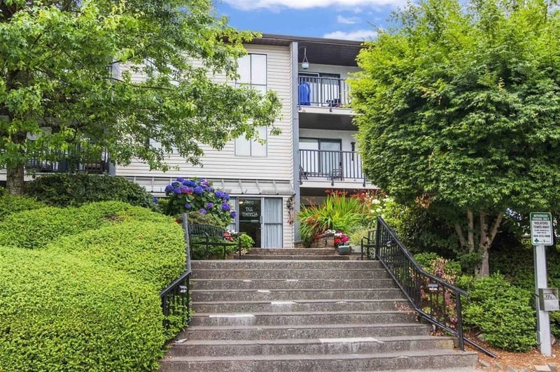#306 9952 149 Street, Surrey, British Columbia, V3R7W7, Surrey, British Columbia — photo 1 of 5