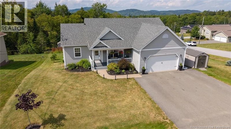 27 Runnymede Drive, Quispamsis, New Brunswick, E2G0G2, Quispamsis, New Brunswick — photo 1 of 5