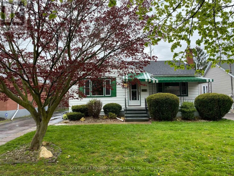 6300 CORWIN Crescent, Niagara Falls (Dorchester), Ontario, L2G2M1, Niagara Falls (Dorchester), Ontario — photo 1 of 5