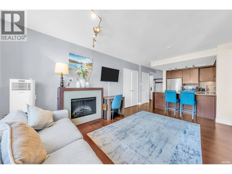 #1301 158 13TH Street, North Vancouver, British Columbia, V7M0A7, North Vancouver, British Columbia — photo 1 of 5