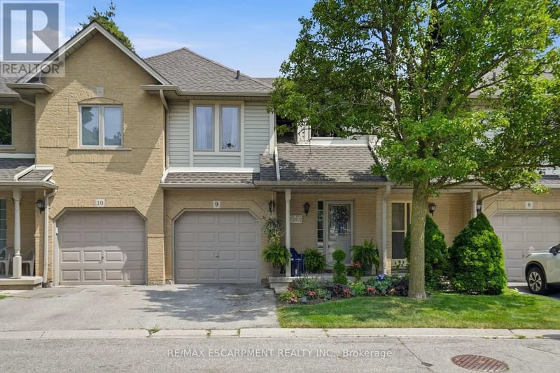#9 819 Upper Paradise Road, Hamilton (Gilkson), Ontario, L9C5R1, Hamilton (Gilkson), Ontario — photo 1 of 5
