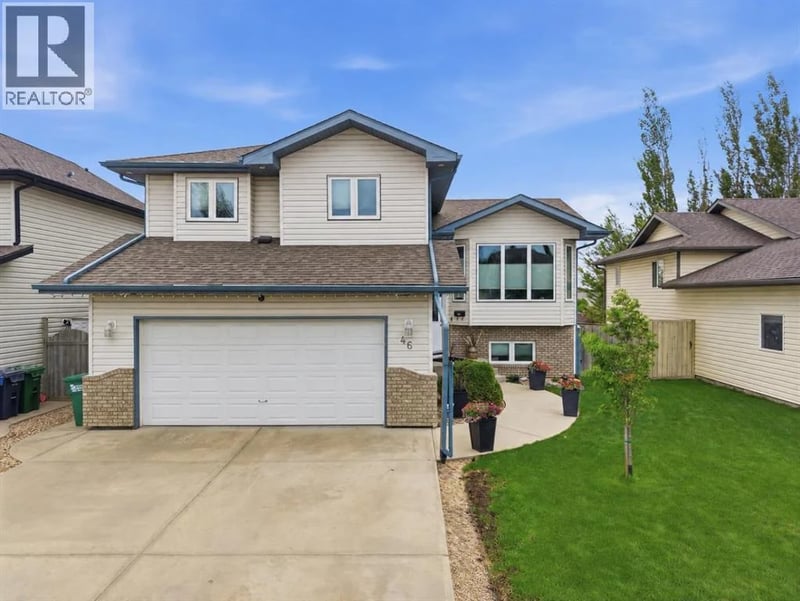 46 Lagrange Crescent, Red Deer, Alberta, T4R3K4, Red Deer, Alberta — photo 1 of 5