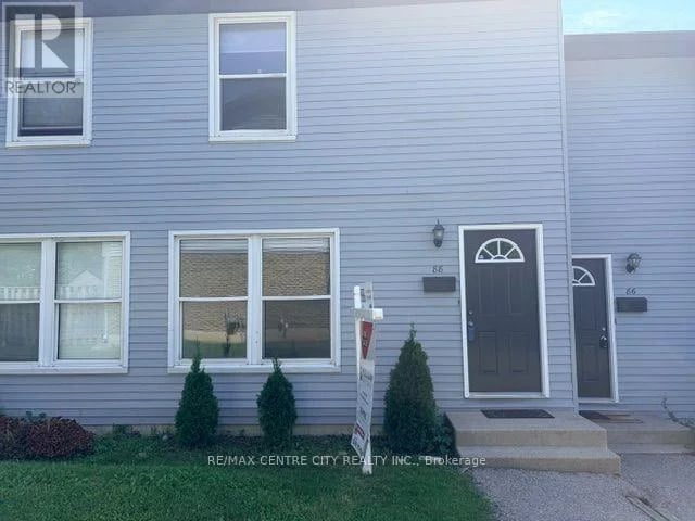 #88 70 Fiddlers Green Road, London North (North P), Ontario, N6H4R4, London North (North P), Ontario — photo 1 of 5