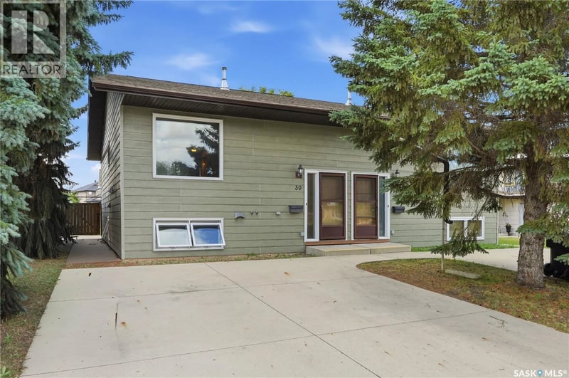 39 Blackley PLACE, Saskatoon, Saskatchewan, S7M5B1, Saskatoon, Saskatchewan — photo 1 of 5