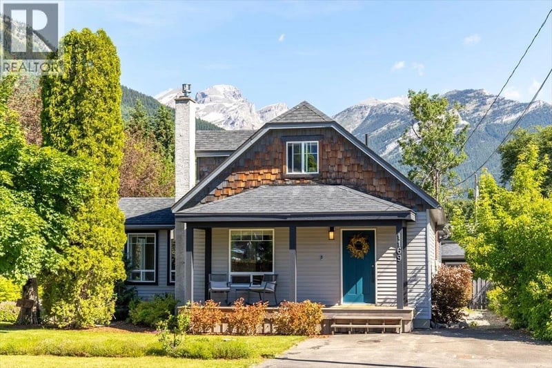 1169 MCLEOD Avenue, Fernie, British Columbia, V0B1M1, Fernie, British Columbia — photo 1 of 5