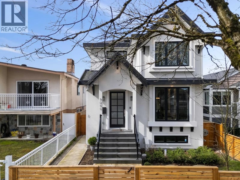 5059 SHERBROOKE Street, Vancouver, British Columbia, V5W3M1, Vancouver, British Columbia — photo 1 of 5