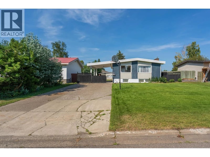 1126 CLUCULZ Avenue, Prince George, British Columbia, V2M4G2, Prince George, British Columbia — photo 1 of 5