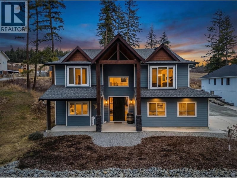 3200 20 Street Northeast, Salmon Arm, British Columbia, V1E2G9, Salmon Arm, British Columbia — photo 1 of 5