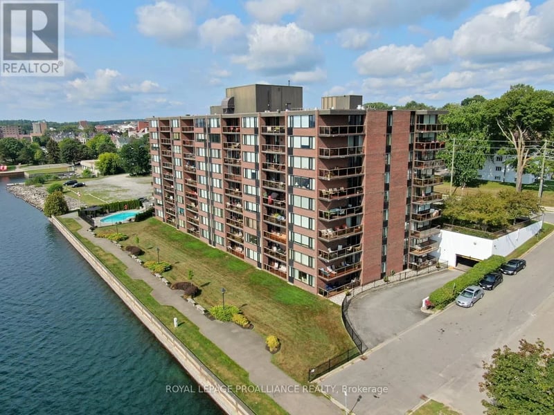 #506 55 Water Street, Brockville, Ontario, K6V1A3, Brockville, Ontario — photo 1 of 5