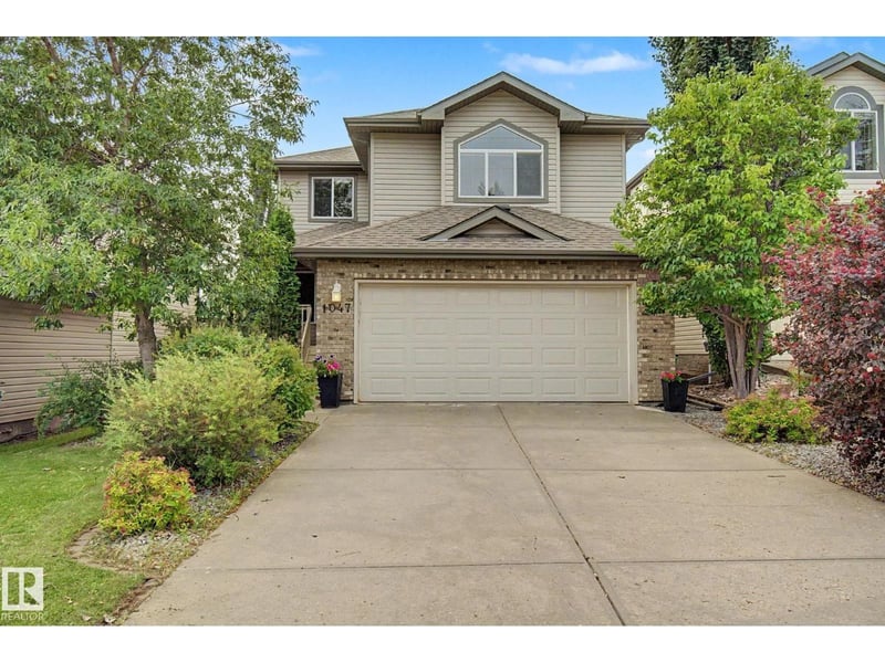 1047 LEGER BV NW, Edmonton, Alberta, T6R3J9, Edmonton, Alberta — photo 1 of 5