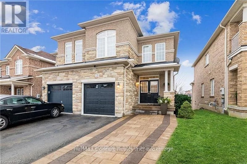23 Worthview Drive South, Vaughan (West Woodbridge), Ontario, L4H0H9, Vaughan (West Woodbridge), Ontario — photo 1 of 5