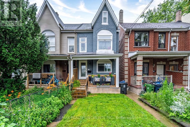 #1st Floor 12 Wiltshire Avenue, Toronto (Weston-Pellam Park), Ontario, M6N2V9, Toronto (Weston-Pellam Park), Ontario — photo 1 of 5
