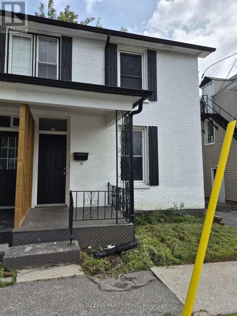 13 Brock Street East, Oshawa (O'Neill), Ontario, L1G1R8, Oshawa (O'Neill), Ontario — photo 1 of 5