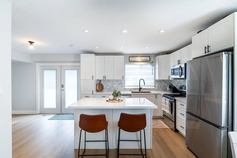 6678 197 Street, Langley, British Columbia, V2Y1A8, Langley, British Columbia — photo 1 of 5