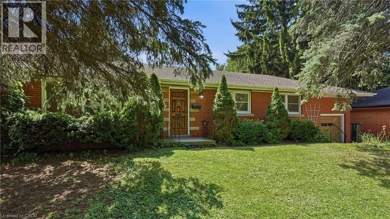 524 DORVAL Drive, Ancaster, Ontario, L9G2P4, Ancaster, Ontario — photo 1 of 5