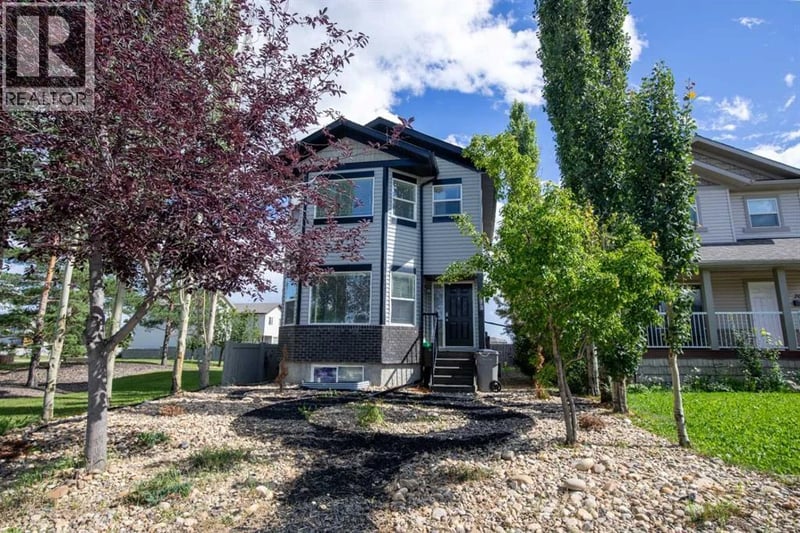 213 Pinnacle Drive, Grande Prairie, Alberta, T8W0A9, Grande Prairie, Alberta — photo 1 of 5
