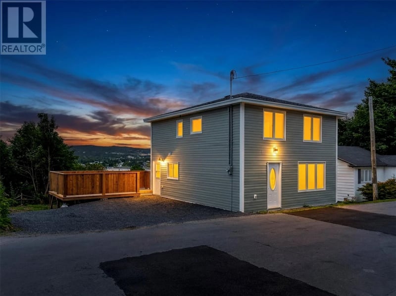 13 Crowdy Street, Carbonear, Newfoundland & Labrador, A1Y1B8, Carbonear, Newfoundland & Labrador — photo 1 of 5