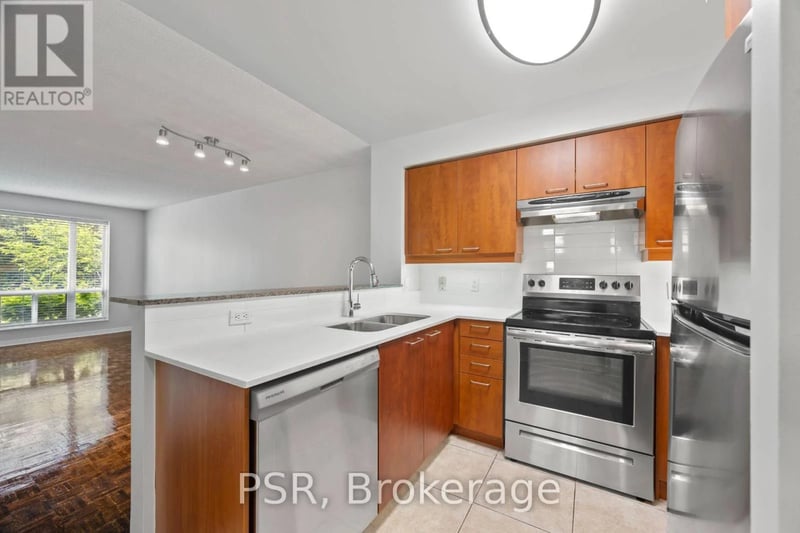 #104 515 Rosewell Avenue, Toronto (Lawrence Park South), Ontario, M4R2J3, Toronto (Lawrence Park South), Ontario — photo 1 of 5
