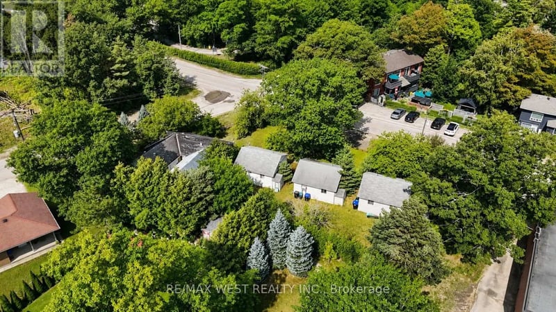 195 Dunkerron Avenue, Wasaga Beach, Ontario, L9Z2G8, Wasaga Beach, Ontario — photo 1 of 4